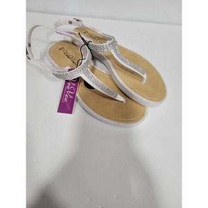 Sandles VeeVee Women Size 5/6